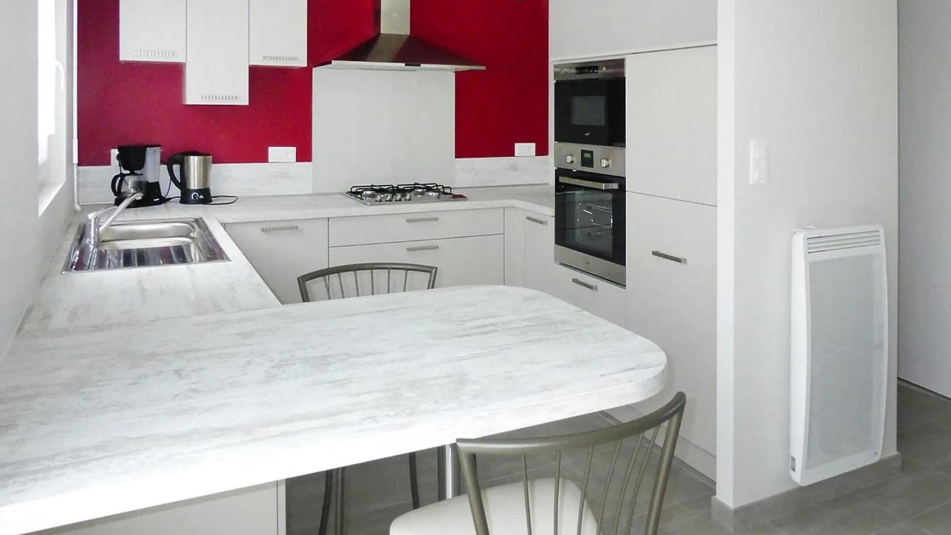 Modern Semi Detached House With Terrace Saint Quay Portrieux Villa Vakantiehuis
