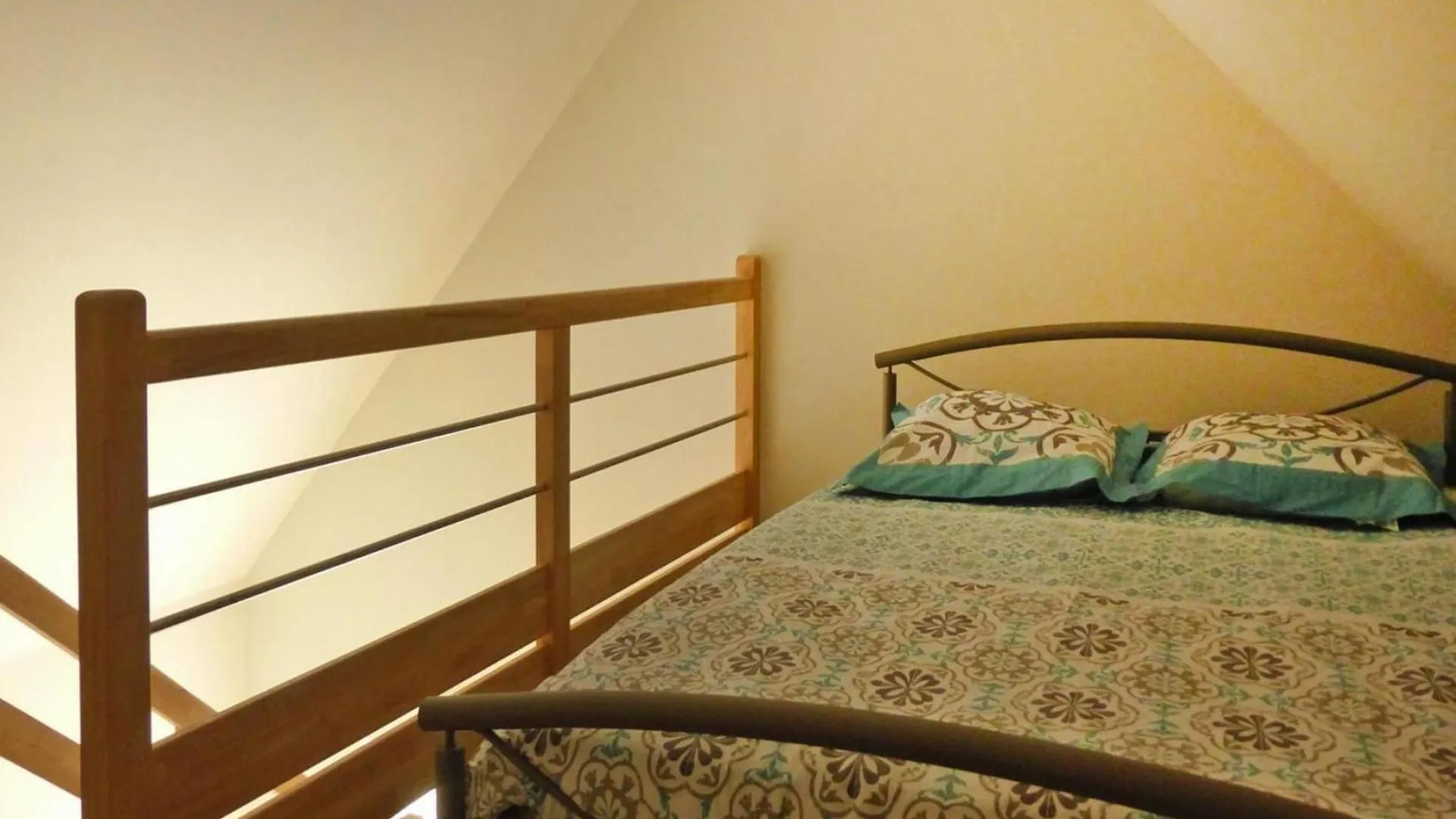 Modern Semi Detached House With Terrace Saint Quay Portrieux Villa Feriehus